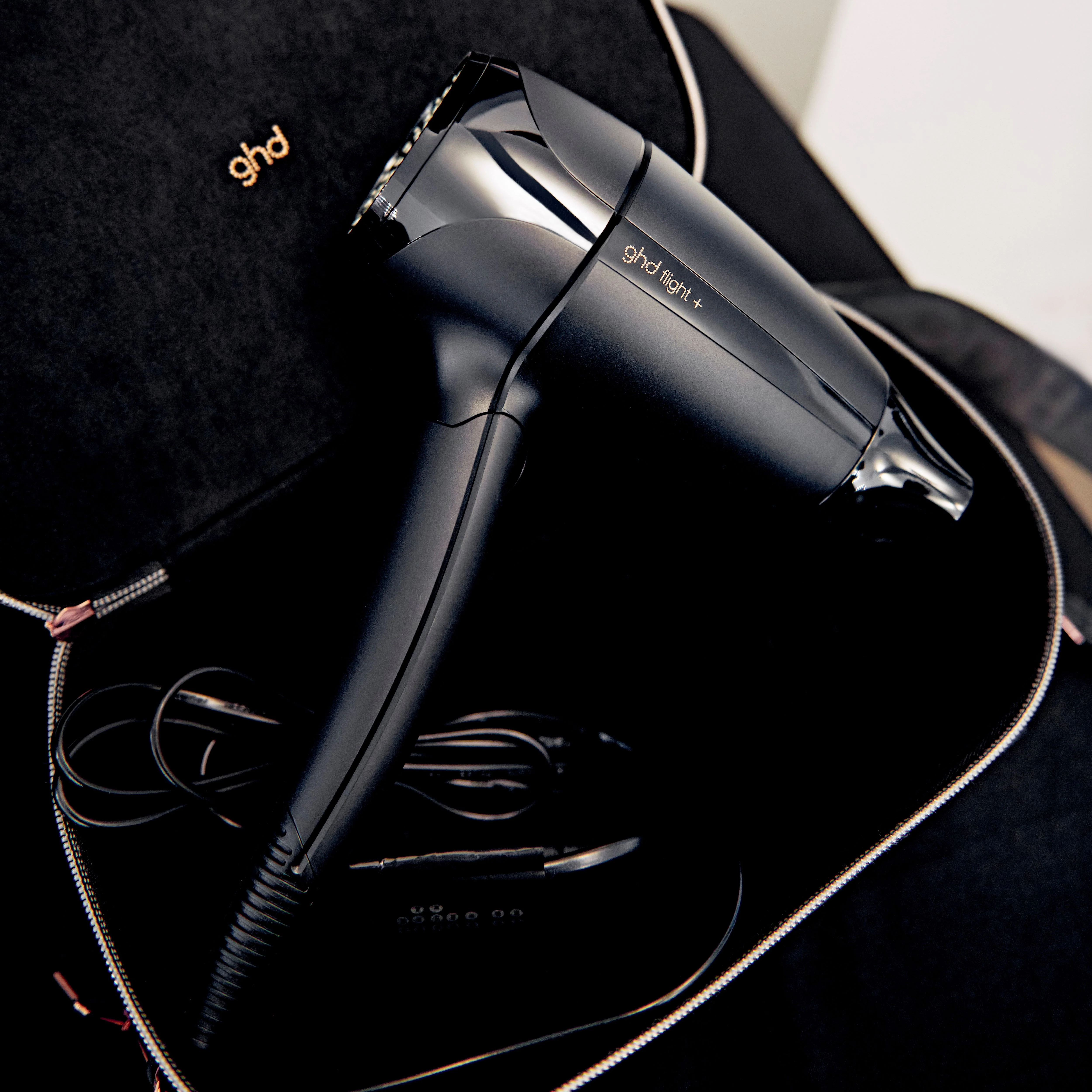 Flight+ Gift Set Limited Edition in Black - Image 6