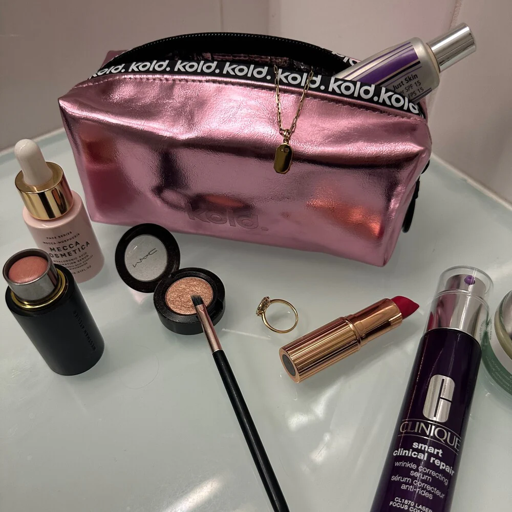 Mini Insulated Makeup Bag Rose - Image 2