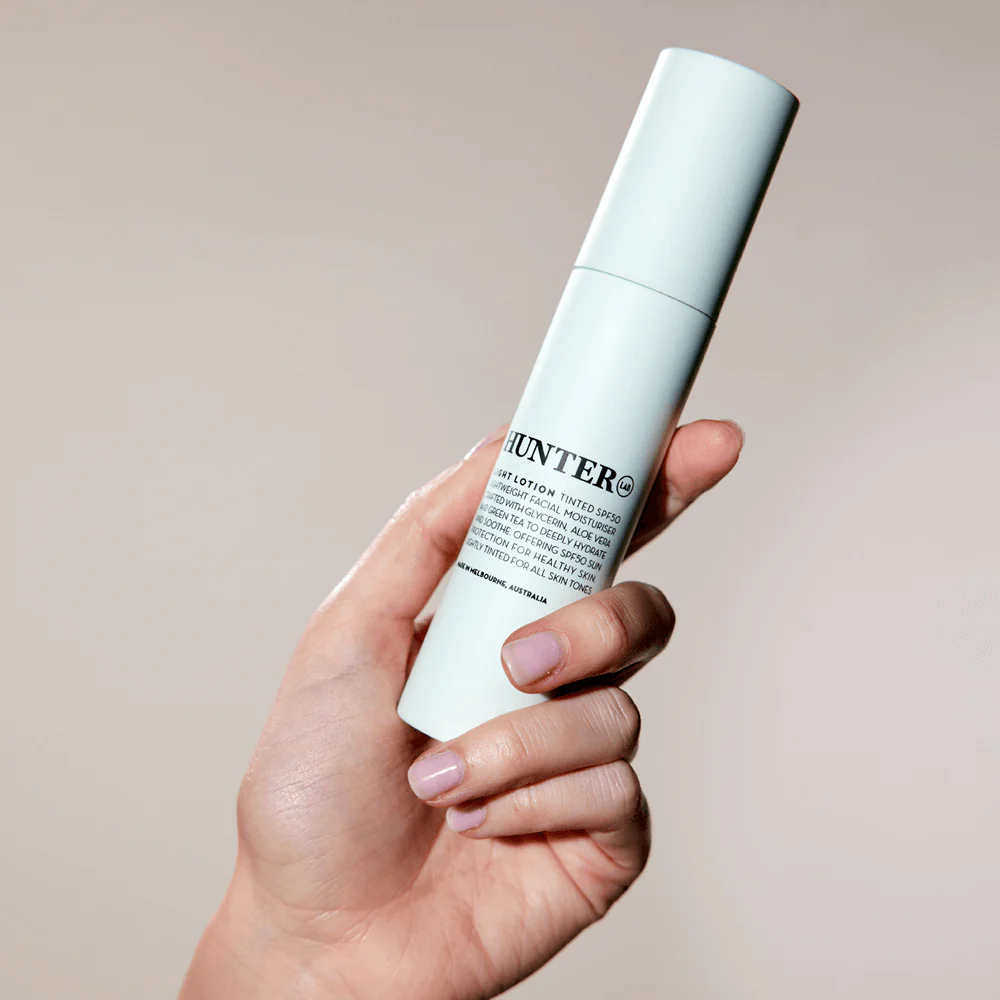 Light Lotion Tinted SPF50 75ml - Image 3