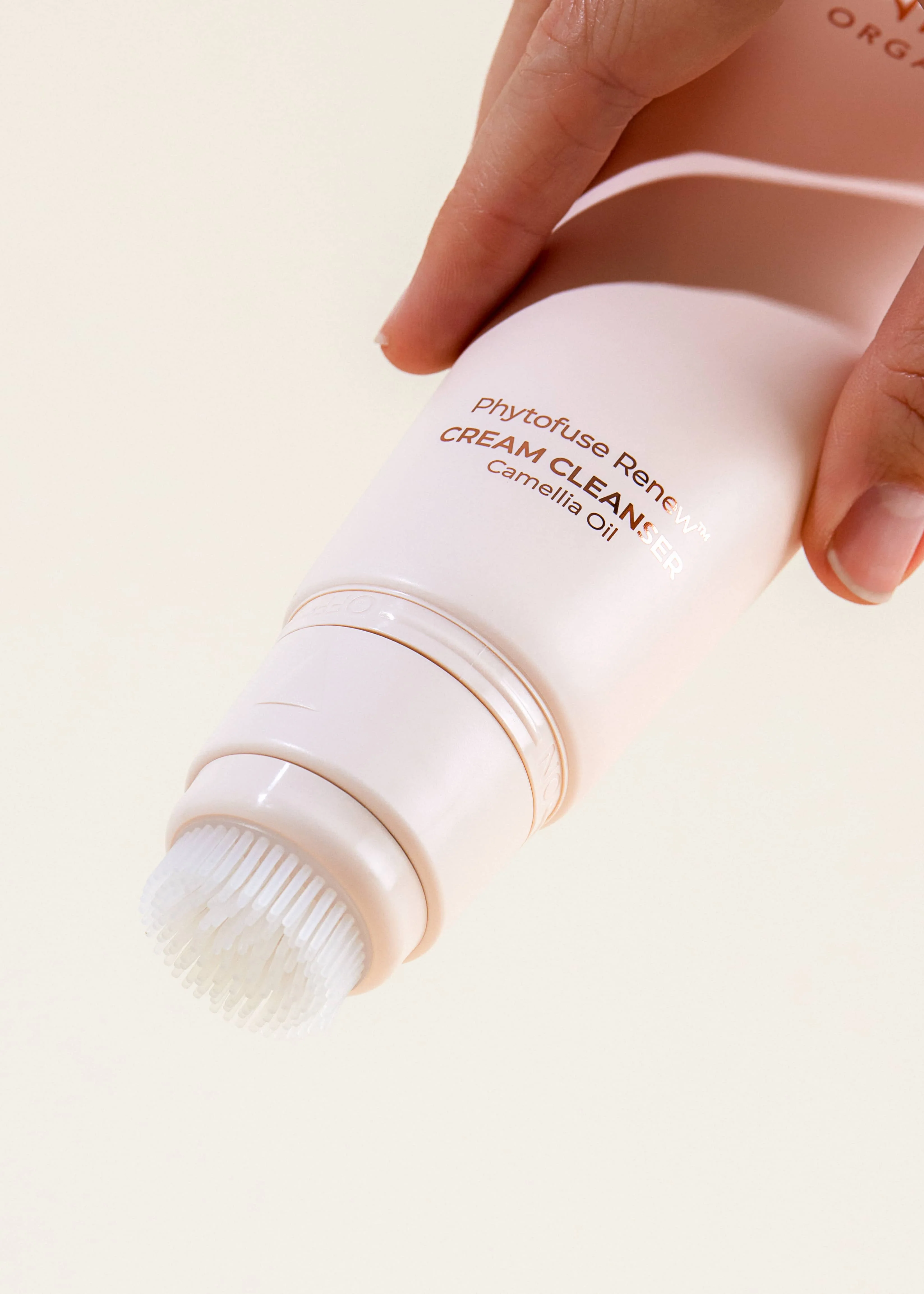 Phytofuse Renewâ„¢ Cream Cleanser 100mL - Image 2