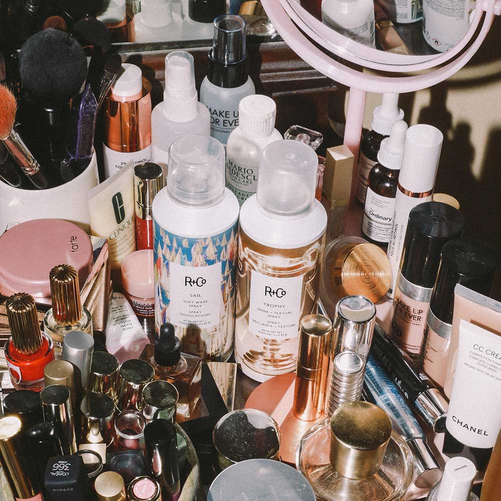 TROPHY Shine + Texture Spray 198ml - Image 10