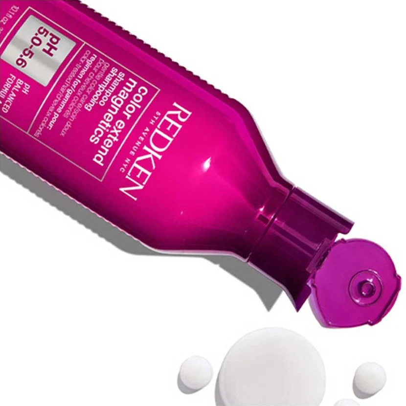 Colour Extend Magnetics Shampoo 300ml - Image 2
