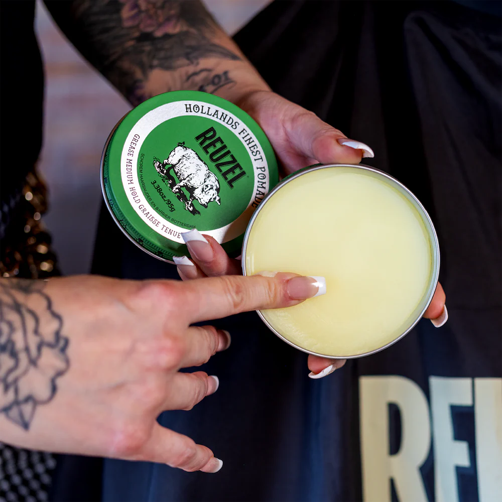 Reuzel Green Pomade Grease Pomade - 95g - Image 10