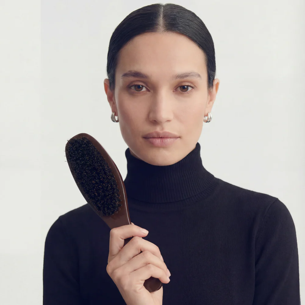Signature Smoothing Hairbrush - Image 3